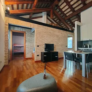 Urban 34 , Treviso Italia