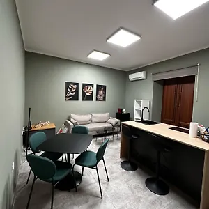 Addauru Luxury , Carini Italia